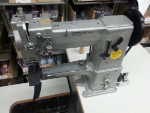 Durkopp ADLER 069 / 73 - occasion Machine à coudre industrielle à triple entrainement canon