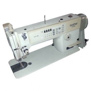 BROTHER F40 - occasion Machine à coudre industrielle Piqueuse plate avec coupe fils