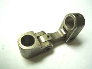 -  Bielle de barre à aiguille