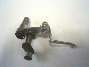 BROTHER  Levier de Tendeur de fils - Debrayage - Relevage