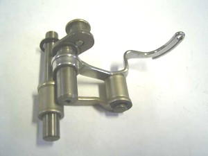 -  Levier de Tendeur de fils - Debrayage - Relevage