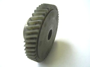 -  Pignons machine à codure