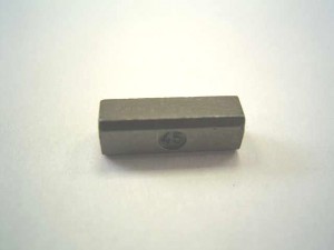 -  Charbons moteur machine à coudre