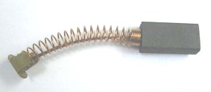 -  Charbons moteur machine à coudre