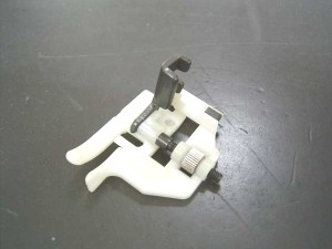 -  Pied de biche - Pieds presseurs - Semelles