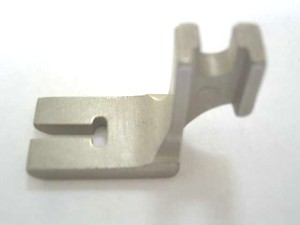 -  Pied de biche - Pieds presseurs - Semelles