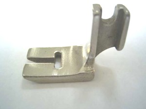 -  Pied de biche - Pieds presseurs - Semelles