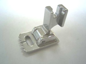 -  Pied de biche - Pieds presseurs - Semelles