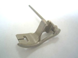 -  Pied de biche - Pieds presseurs - Semelles