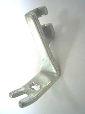 -  Pied de biche - Pieds presseurs - Semelles