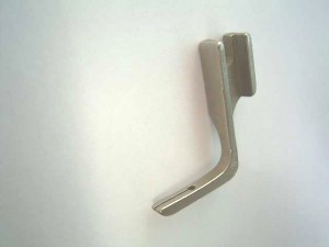 -  Pied de biche - Pieds presseurs - Semelles