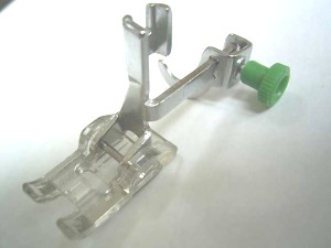 -  Pied de biche - Pieds presseurs - Semelles