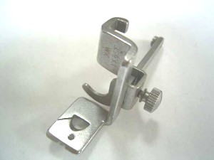 -  Pied de biche - Pieds presseurs - Semelles