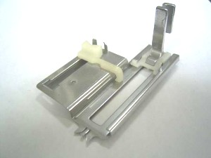 -  Pied de biche - Pieds presseurs - Semelles