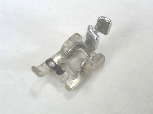 -  Pied de biche - Pieds presseurs - Semelles