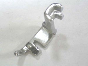 -  Pied de biche - Pieds presseurs - Semelles