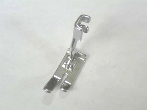 -  Pied de biche - Pieds presseurs - Semelles