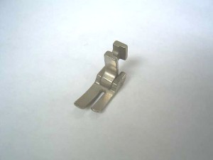 -  Pied de biche - Pieds presseurs - Semelles