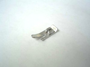 -  Pied de biche - Pieds presseurs - Semelles