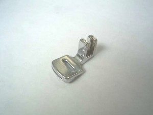 -  Pied de biche - Pieds presseurs - Semelles