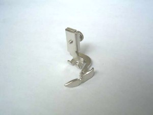 -  Pied de biche - Pieds presseurs - Semelles