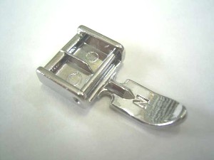 -  Pied de biche - Pieds presseurs - Semelles