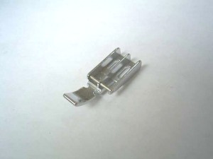 - TH 59090 Pied de biche - Pieds presseurs - Semelles