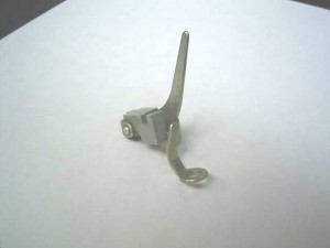 -  Pied de biche - Pieds presseurs - Semelles