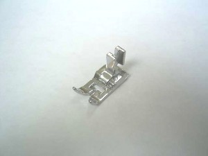 -  Pied de biche - Pieds presseurs - Semelles