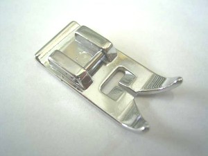 -  Pied de biche - Pieds presseurs - Semelles