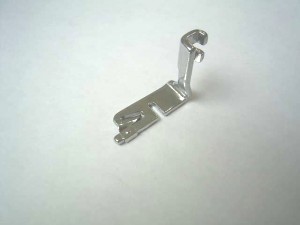 -  Pied de biche - Pieds presseurs - Semelles