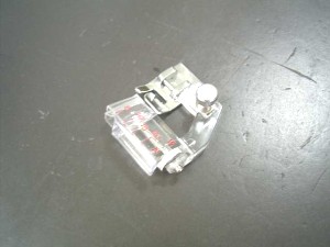 - SEMELLE PIED A BIAIS CLIC Pied de biche - Pieds presseurs - Semelles