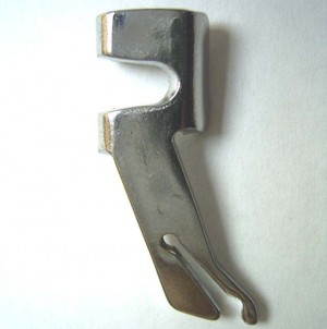 -  Pied de biche - Pieds presseurs - Semelles