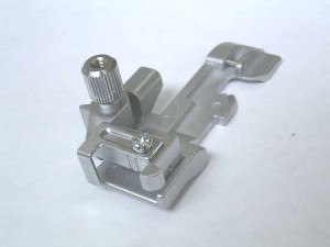 -  Pied de biche - Pieds presseurs - Semelles