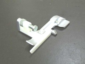 -  Pied de biche - Pieds presseurs - Semelles