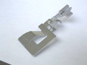 -  Pied de biche - Pieds presseurs - Semelles