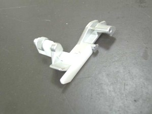 -  Pied de biche - Pieds presseurs - Semelles