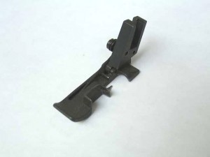 -  Pied de biche - Pieds presseurs - Semelles