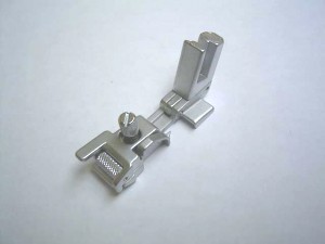 -  Pied de biche - Pieds presseurs - Semelles