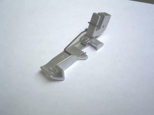 -  Pied de biche - Pieds presseurs - Semelles