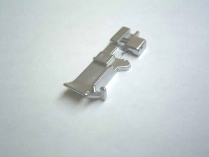 -  Pied de biche - Pieds presseurs - Semelles