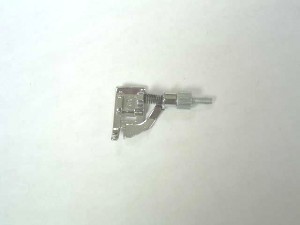 -  Pied de biche - Pieds presseurs - Semelles