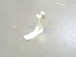 - T-36 Fermeture eclaire Pied de biche - Pieds presseurs - Semelles