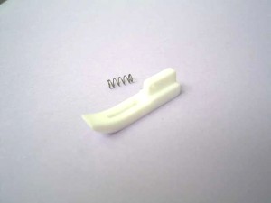 SUISEI SEMELLE DE PIED DE BICHE TEFLON Pied de biche - Pieds presseurs - Semelles