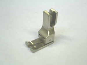  CR-1.5 Pied de biche pour machine à coudre industrielle