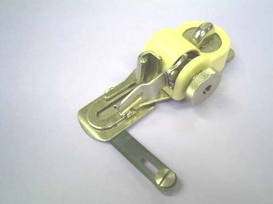 -  Pied de biche - Pieds presseurs - Semelles