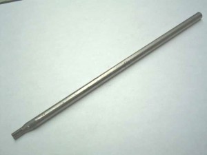 -  Barre à aiguille