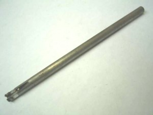 -  Barre à aiguille