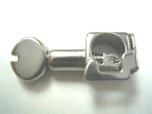 SINGER MONDIP/ANKER328/STAR Serre aiguille