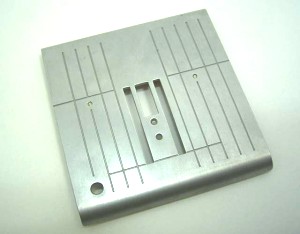 BERNINA  Plaque à aiguille